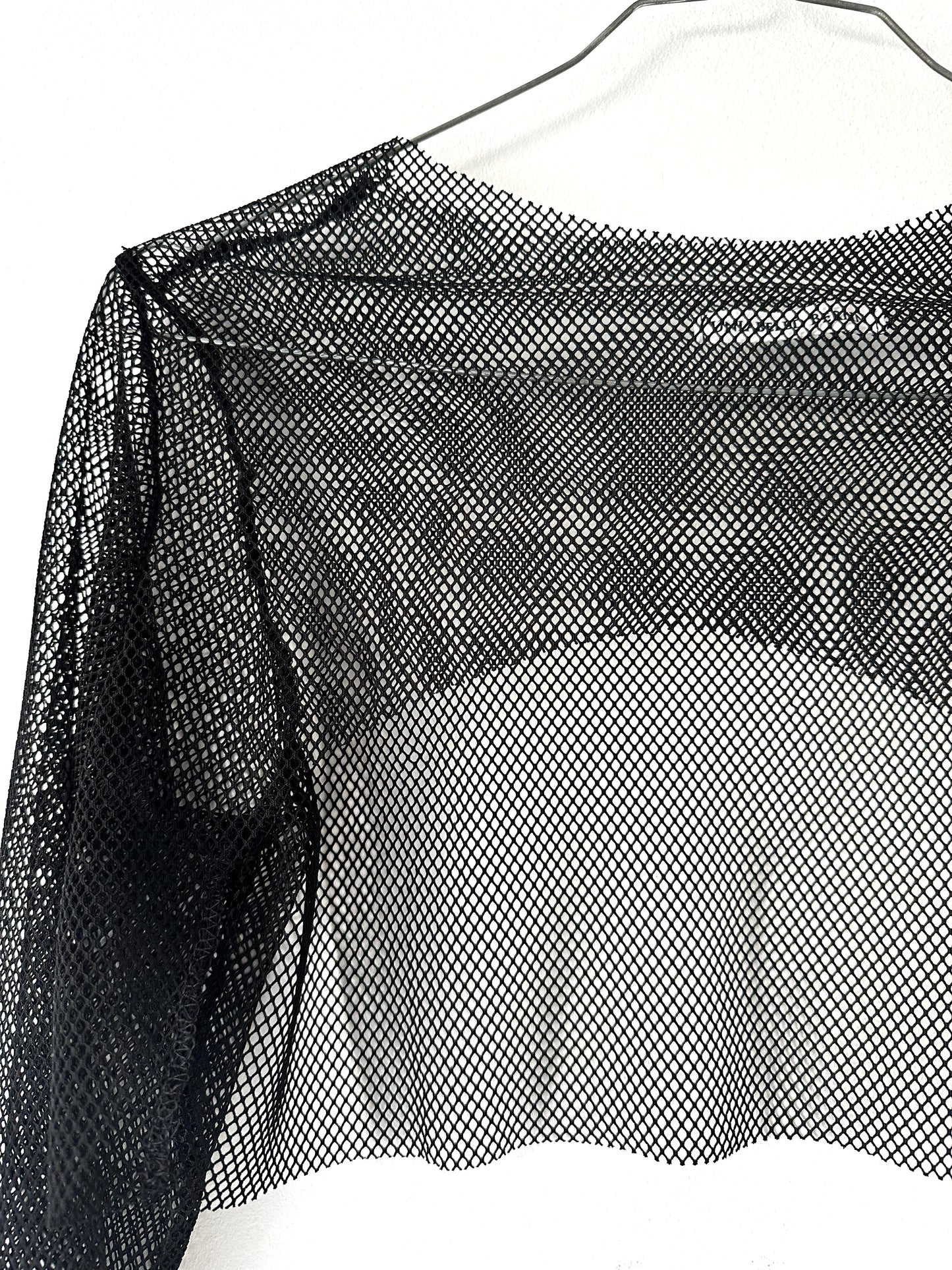 Schwarzes Netz Sleeve mit Trompetenärmeln #237