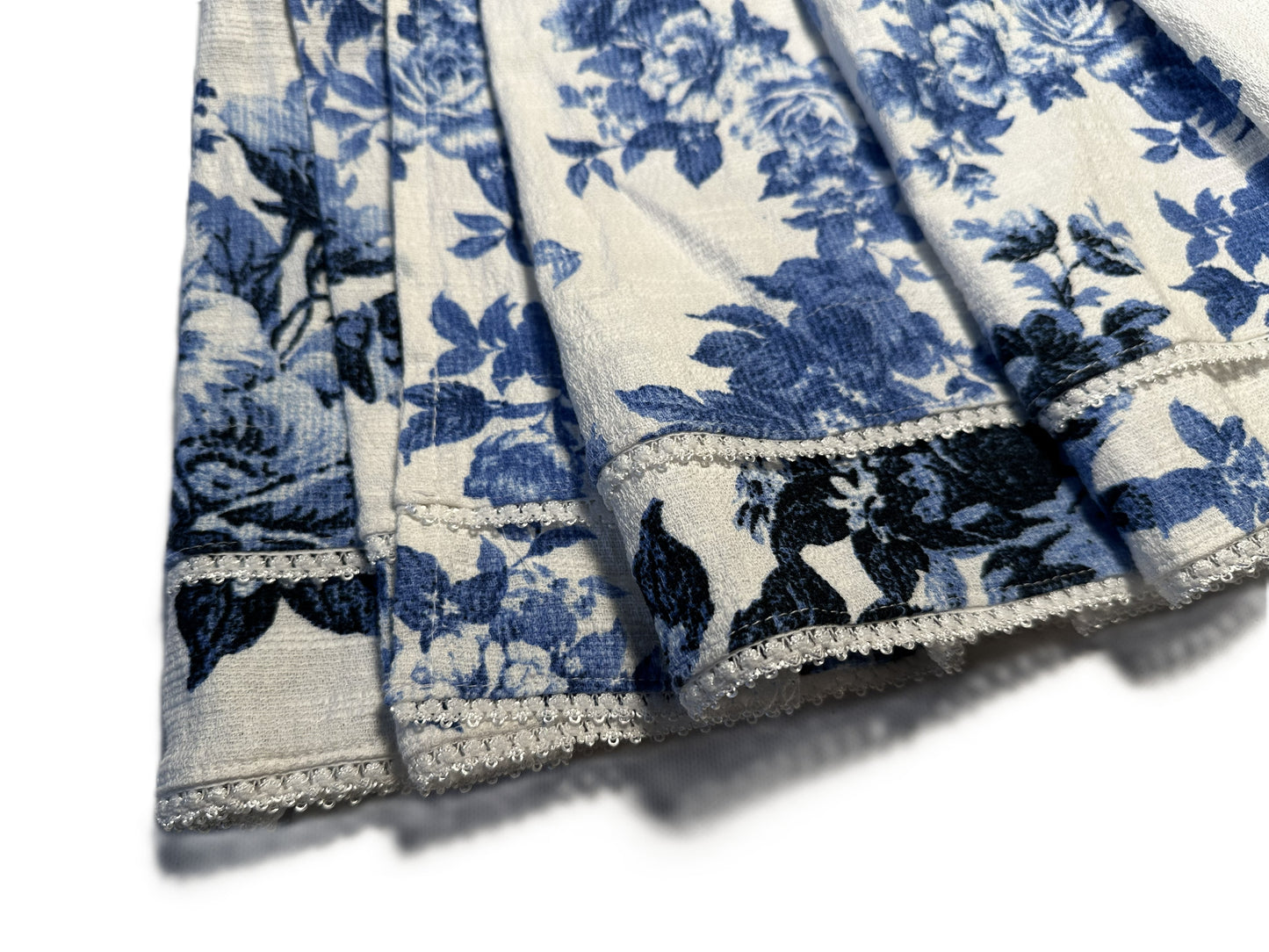 Upcycled Denim Wickelrock mit floralem Stoff & Spitzensaum #746