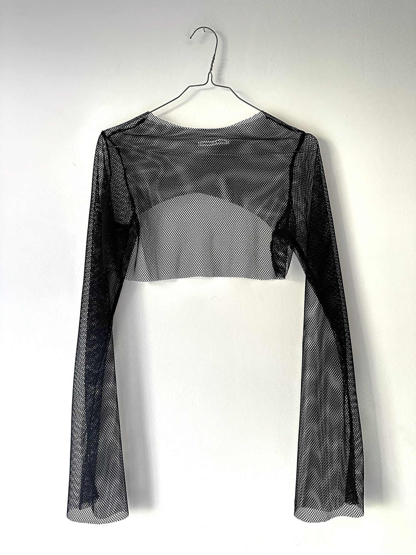 Schwarzes Netz Sleeve mit Trompetenärmeln #237