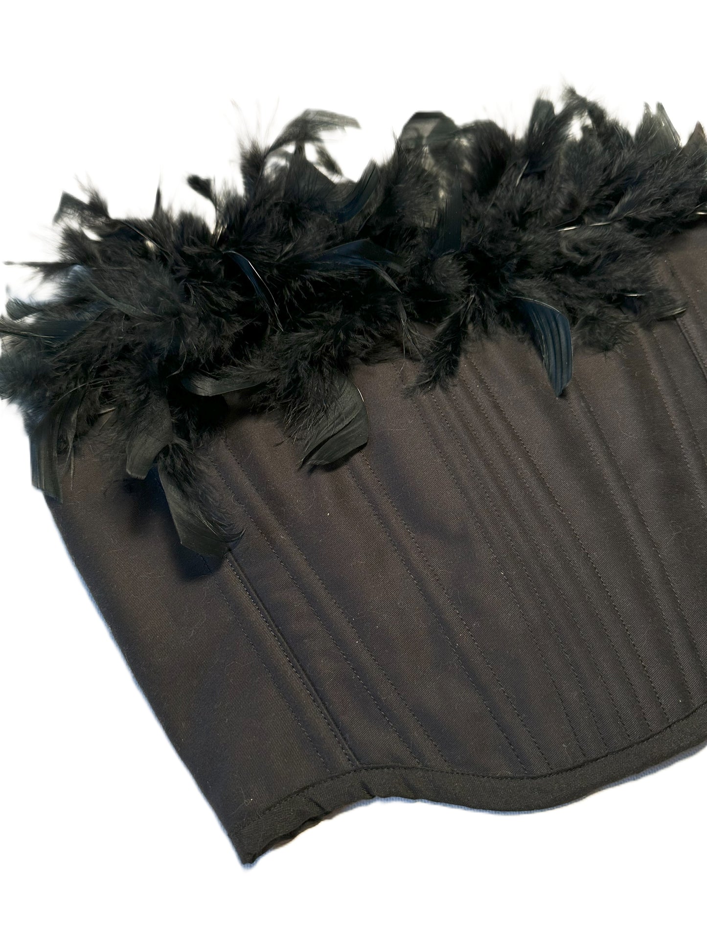 Schwarzes Korsett mit Federn – Baumwolle, Cropped, Genderneutral #425