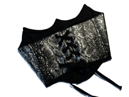 Trägerlose Corsage – Schwarz Silber Krokodillederoptik | Kunstleder & Baumwolle | Partywear & Festival Fashion #688