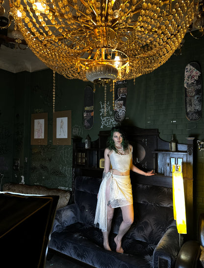 Baumwoll-Korsett mit beigefarbener Spitze | Layered Corset Top Collection 2026