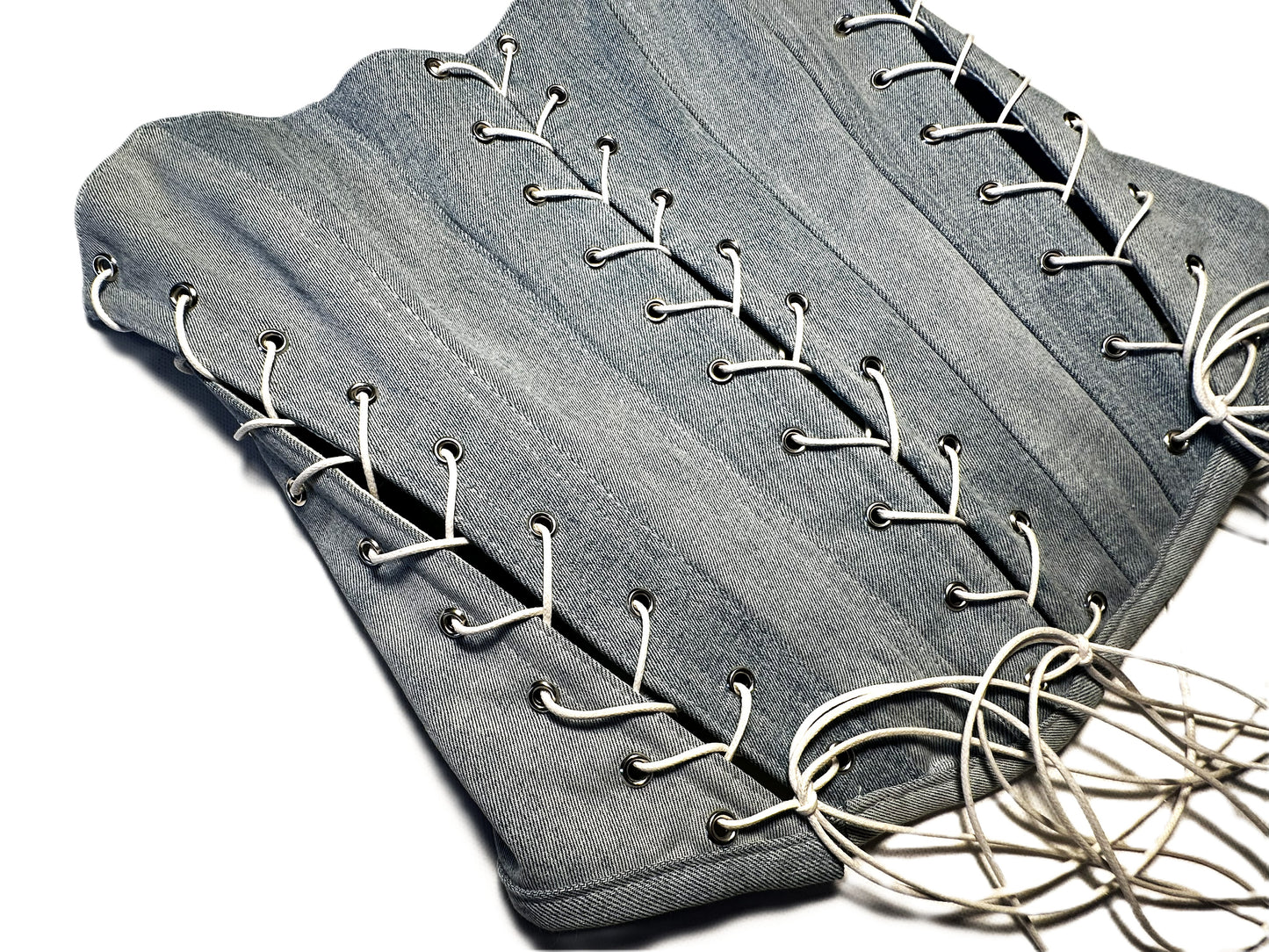 Upcycle Jeans Korsett mit 4 Schnürungen – 2025 Jeans Only Collection #845