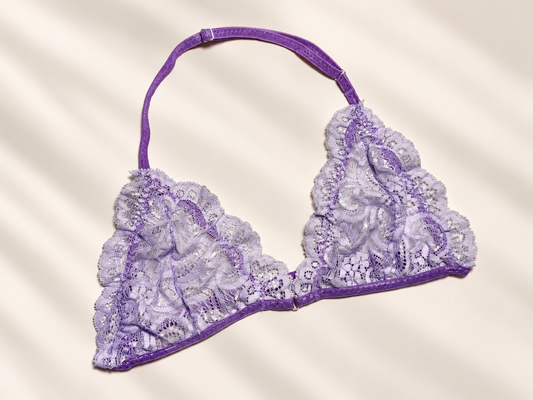 Lilac Lace Bralette – Verstellbares Spitzen-Bralette in Flieder