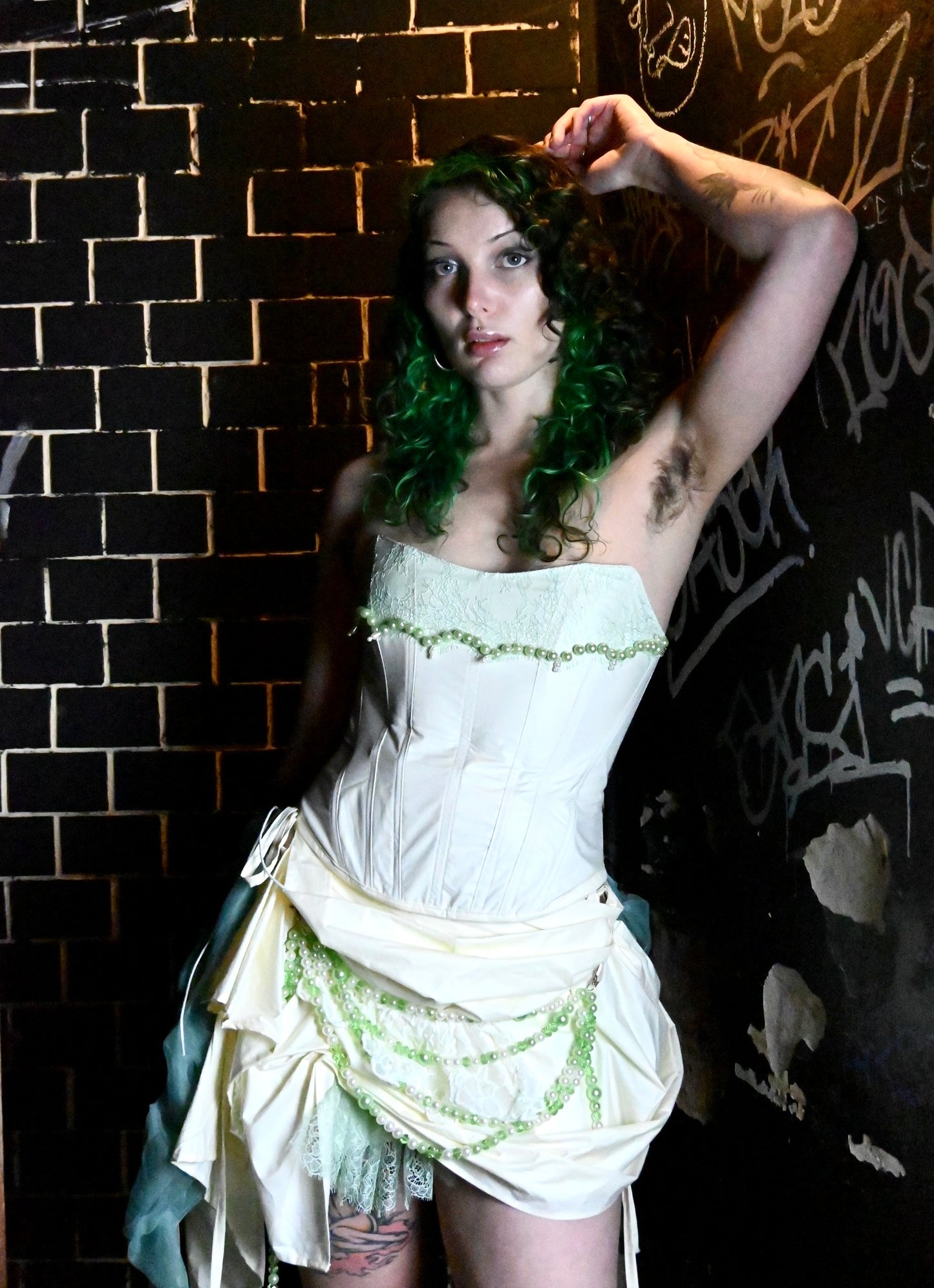 Collections Piece 2026 Perlenbesetztes Baumwollkorsett mit grüner Spitze